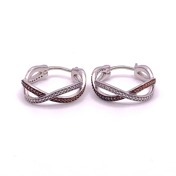 Rhodium two-tone swirl hoop earrings 1/8 tcw - Picture 4 of 7